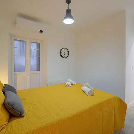 Maison Bianchi - Jaures Old Town Apartment
